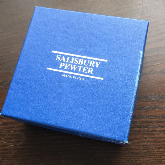 Laine et Lespere silver color pewter jewelry case - Picture 5 of 7